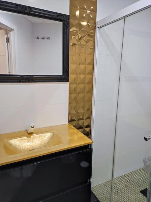 Luminoso Apartamento Con Garaje En El Centro 马拉加 外观 照片